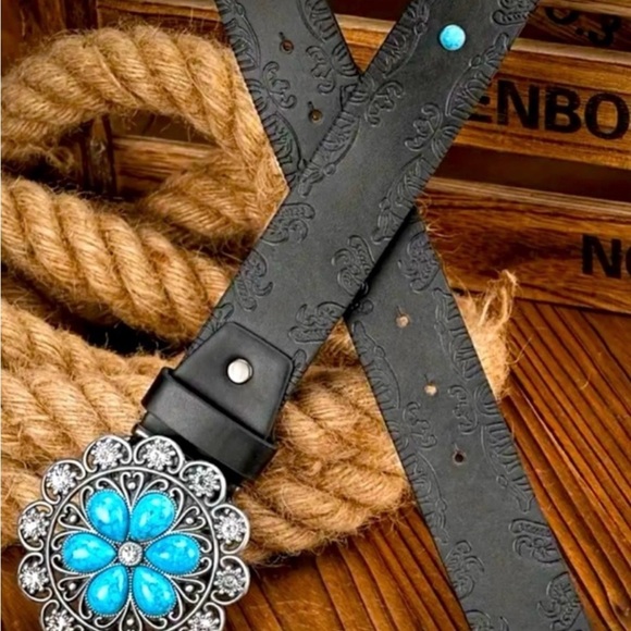 Black and Blue Embellished Belt - Picture 1 of 3